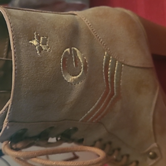 Guess boots 3 inch heels - Picture 2 of 7